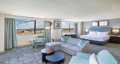 DoubleTree by Hilton Tulsa Downtown