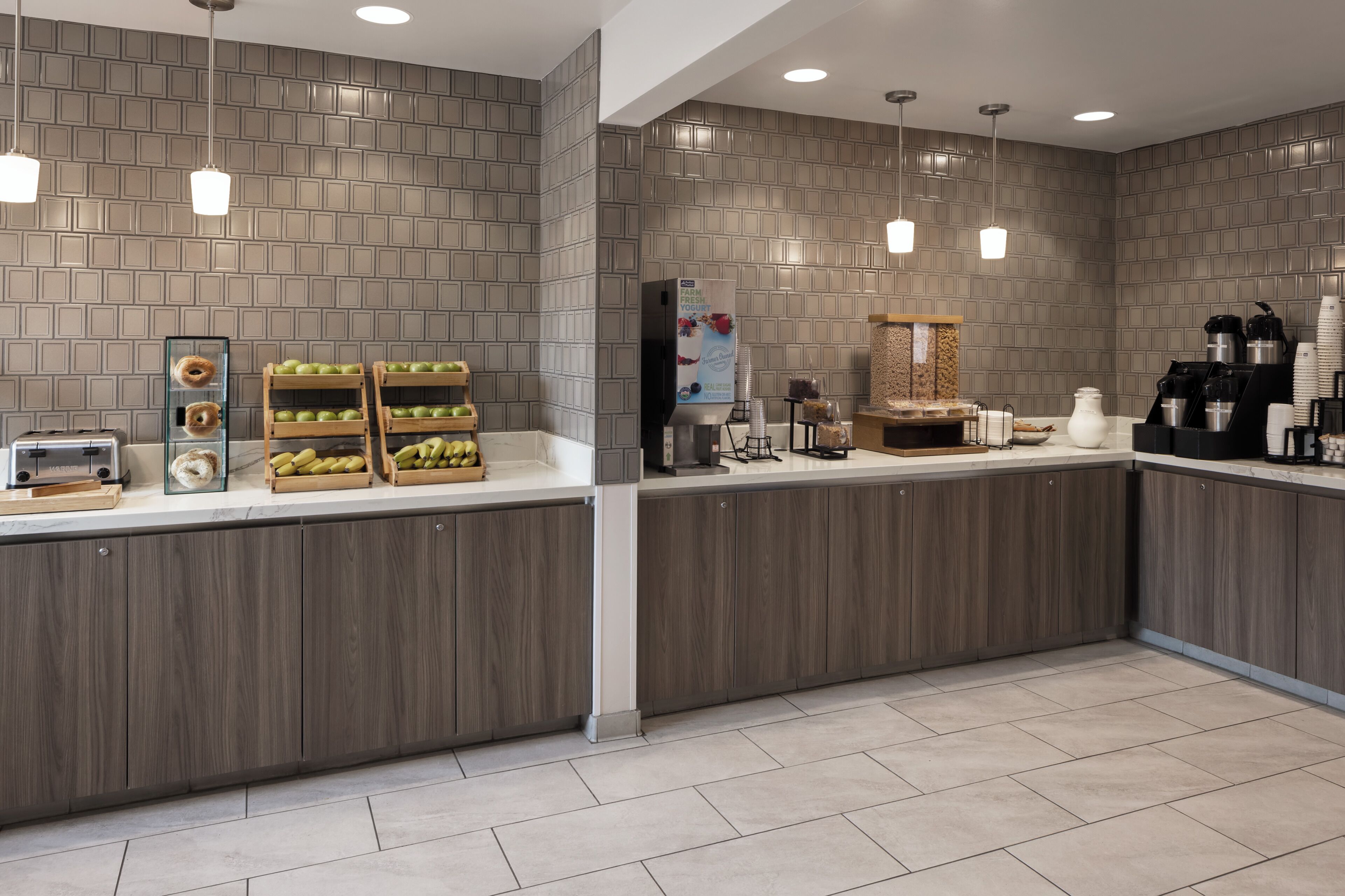 Photo - FOUND Hotels, Santa Barbara, Series by Marriott