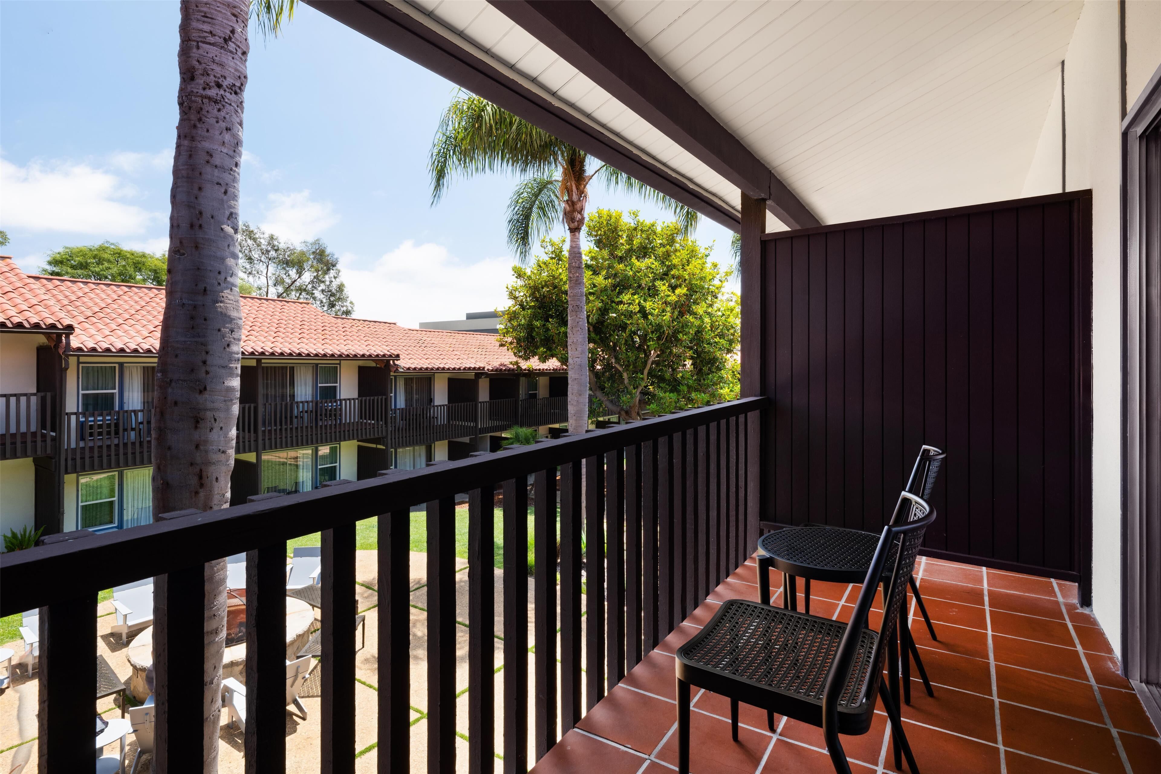 standard room, 2 queen beds, non smoking, refrigerator | hypo-allergenic bedding, in-room safe, desk, laptop workspace