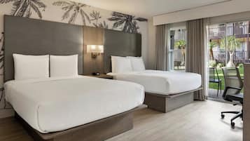 Hypo-allergenic bedding, in-room safe, desk, laptop workspace