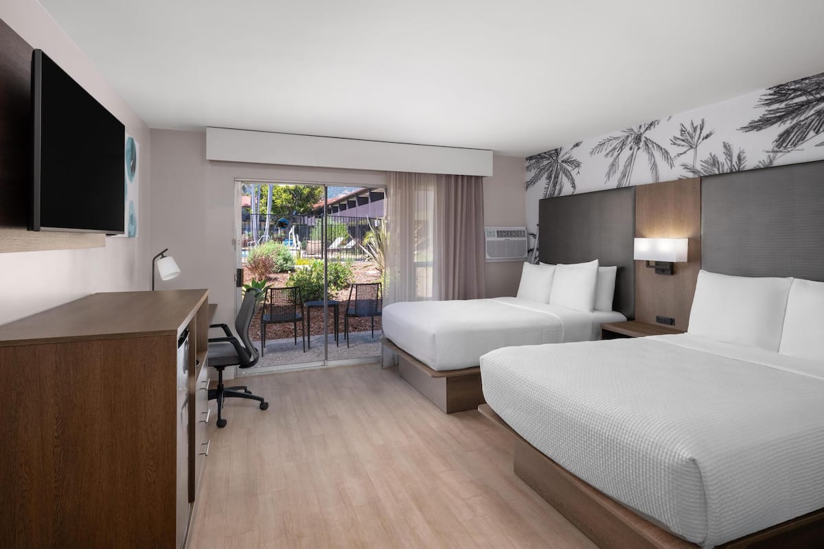 Standard Room, 2 Double Beds, Non Smoking, Refrigerator | Hypo-allergenic bedding, in-room safe, desk, laptop workspace