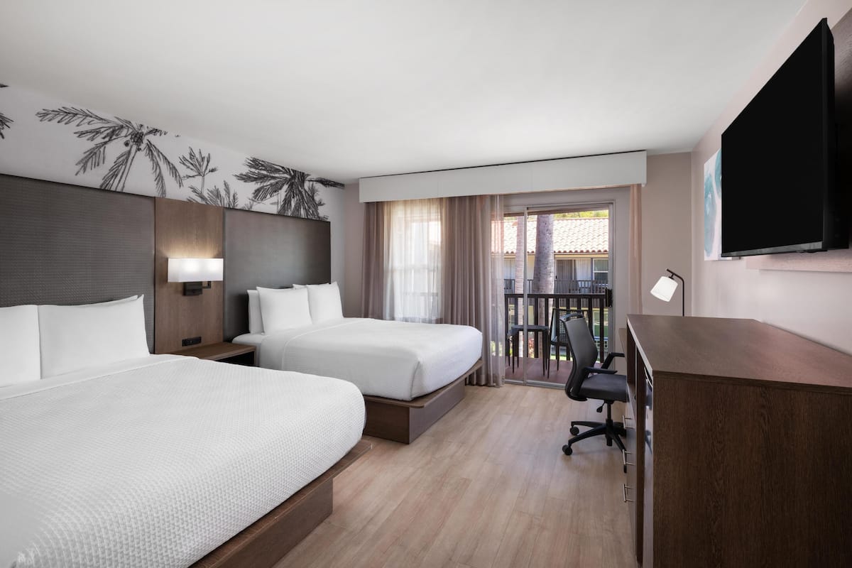 standard room, 2 queen beds, non smoking, refrigerator | hypo-allergenic bedding, in-room safe, desk, laptop workspace