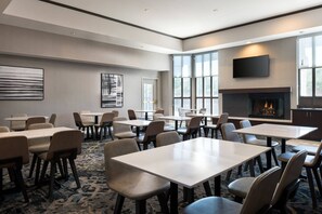 Free daily buffet breakfast  - Residence Inn By Marriott San Ramon (San Ramon)