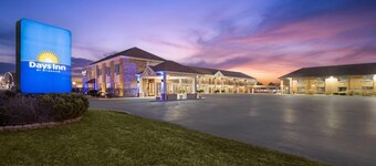 Days Inn by Wyndham St. Charles IL