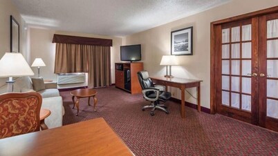 Days Inn by Wyndham St. Charles IL