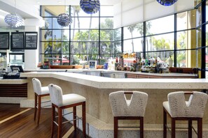 Bar (in der Unterkunft)