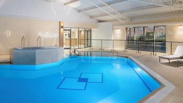 Indoor pool, pool loungers