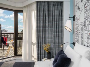 Privilege, Room, 1 Double Bed, Terrace | Premium bedding, pillowtop beds, minibar, in-room safe - Mercure Paris Centre Gare Montparnasse (Paris)