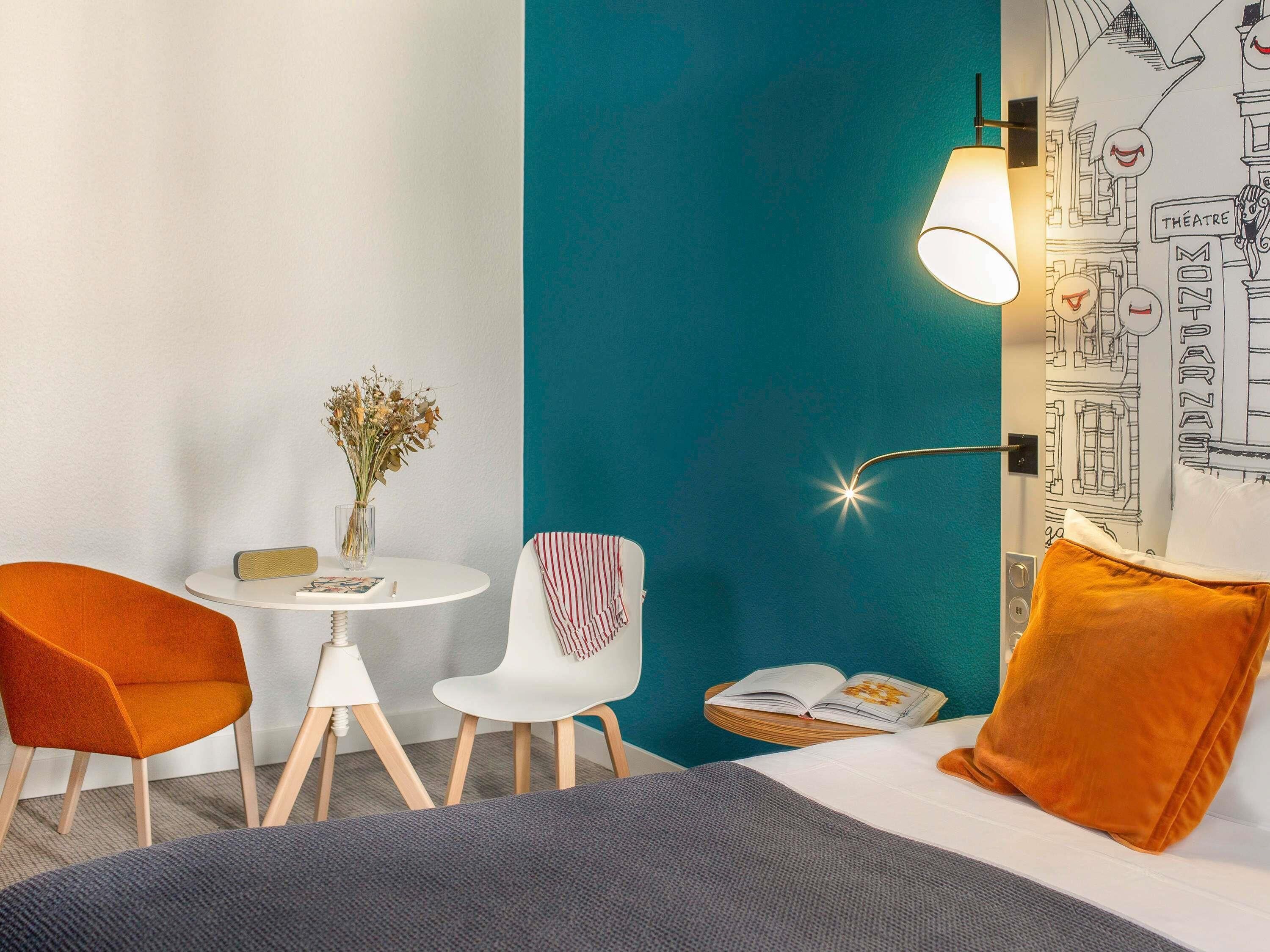 Premium bedding, pillowtop beds, minibar, in-room safe