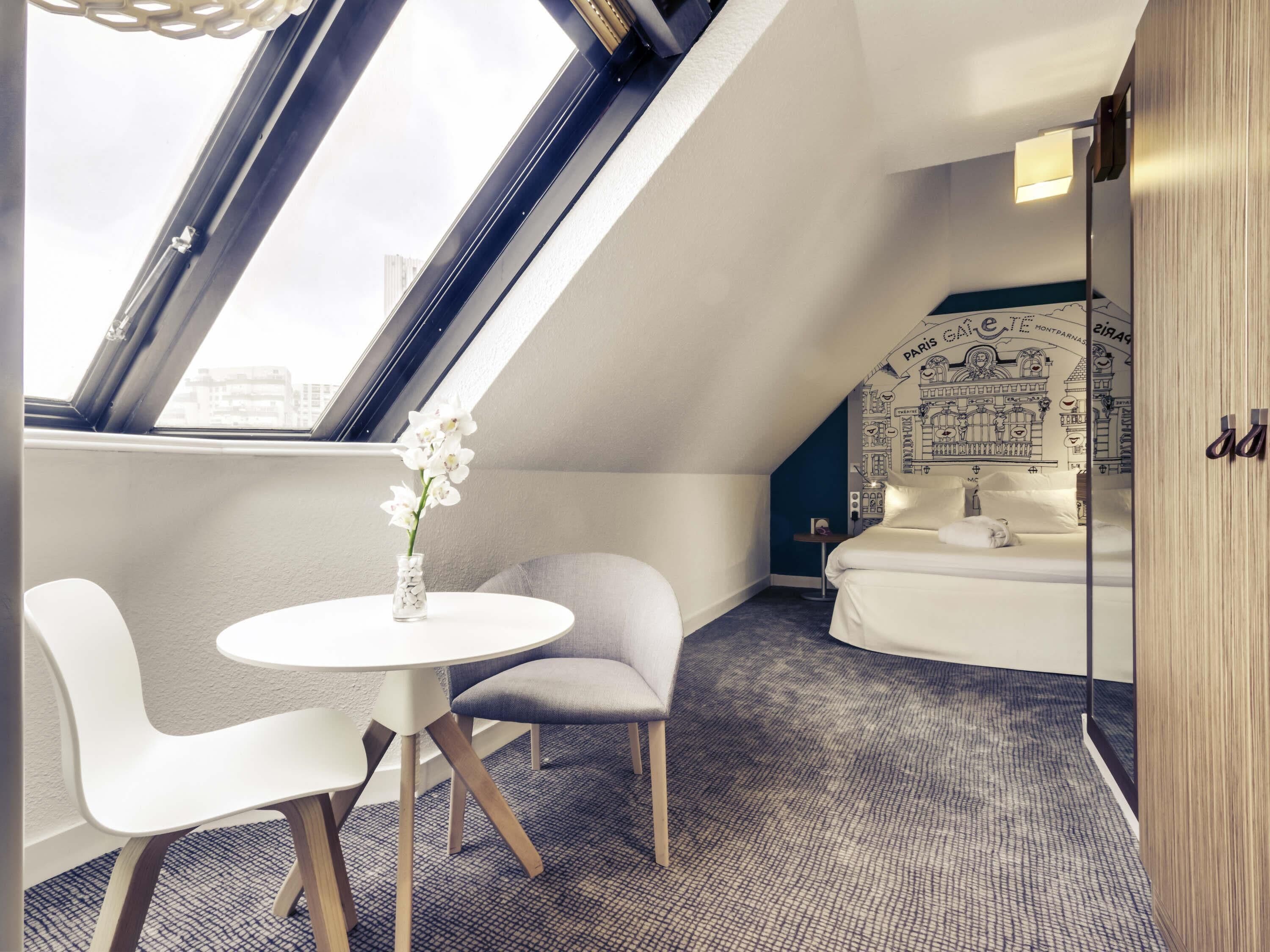 Business suite, 1 tweepersoonsbed | Luxe beddengoed, pillowtop-bedden, een minibar, een kluis op de kamer