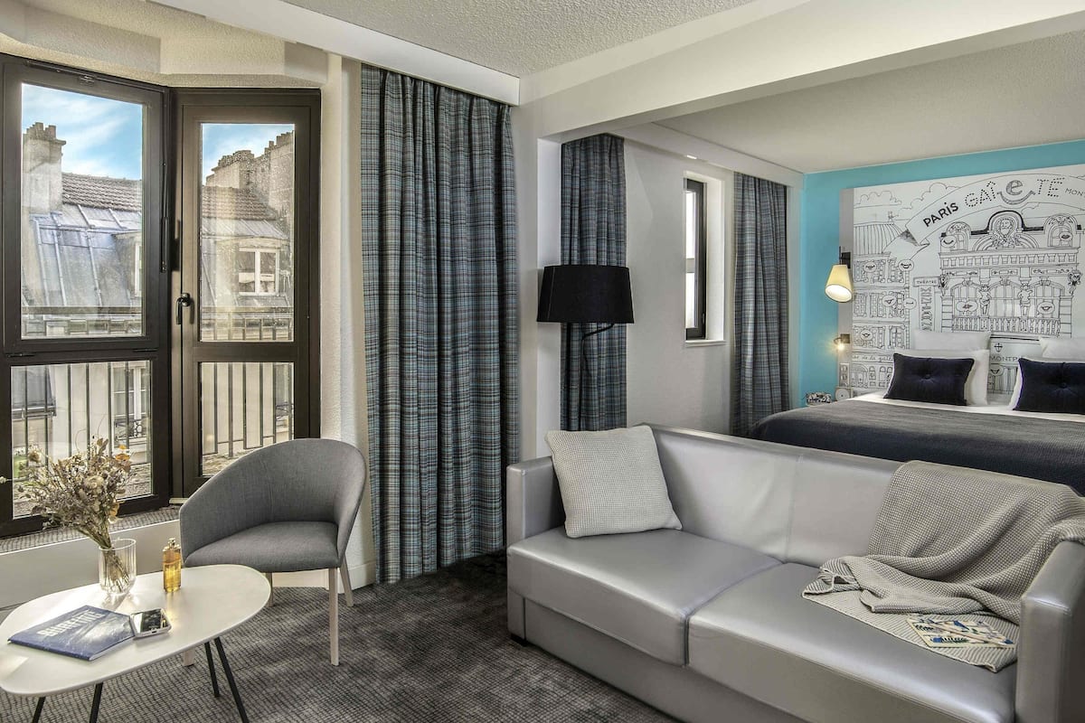 Junior Suite, 1 Double Bed with Sofa bed | Premium bedding, pillowtop beds, minibar, in-room safe