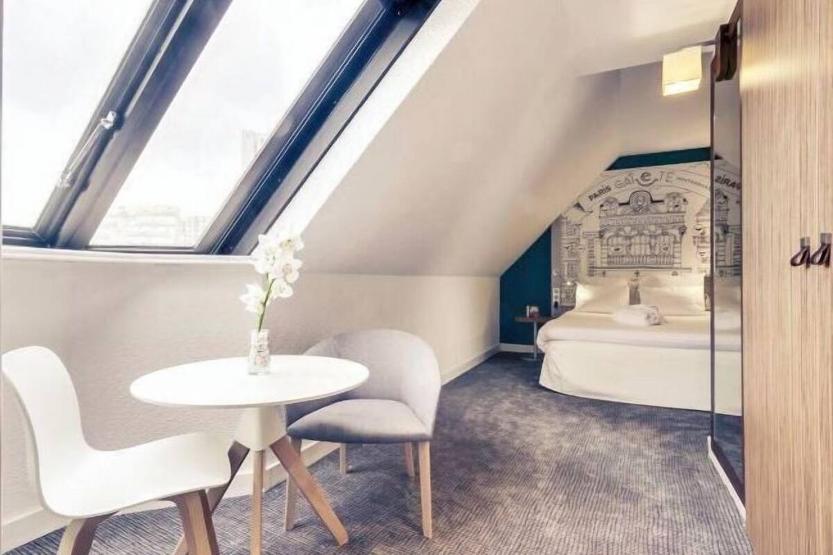 Literie de qualité supérieure, surmatelas, minibar