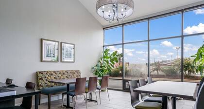 Quality Inn Greenville near University