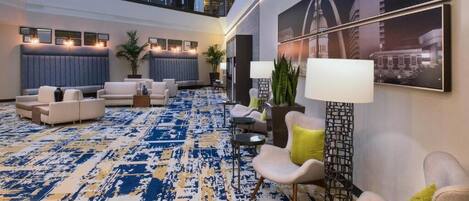 Área de estar no saguão