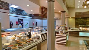 Daily buffet breakfast for a fee - Holiday Inn Harare by IHG (Harare)