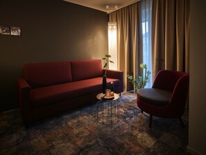 Business Room, 2 Twin Beds, Non Smoking | View from room