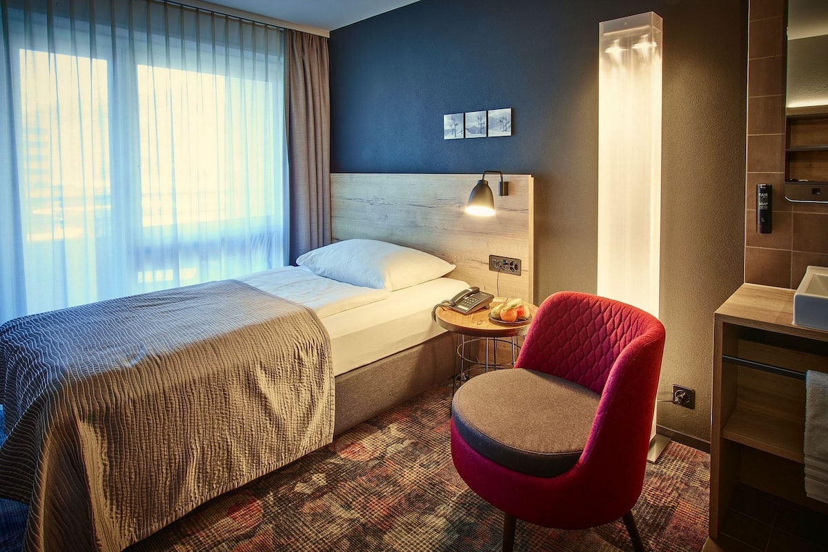 In-room safe, desk, laptop workspace, blackout curtains