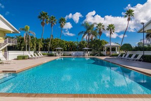 Outdoor pool, pool loungers