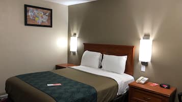 1 bedroom, desk, iron/ironing board, cots/infant beds