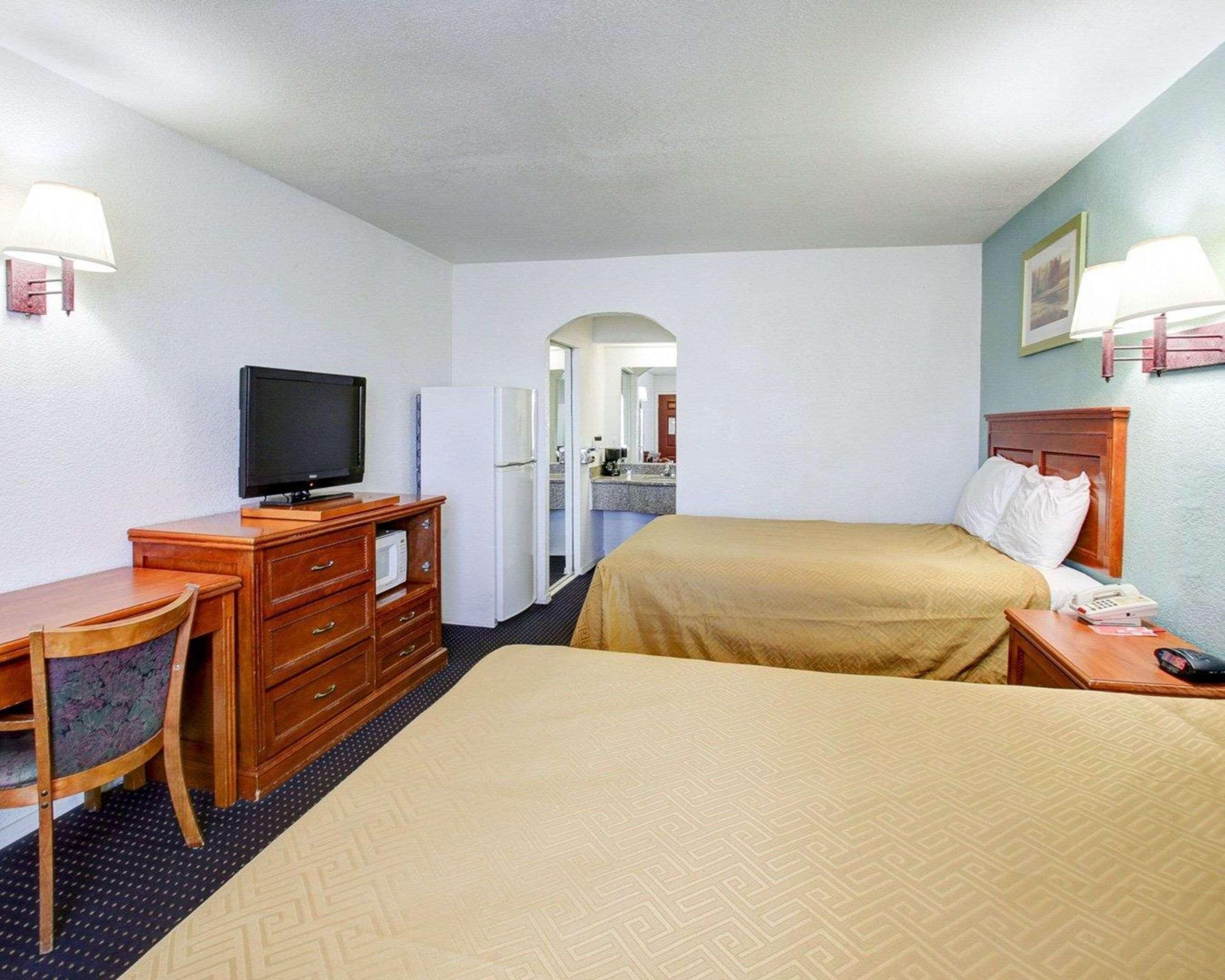 Desk, iron/ironing board, cots/infant beds, rollaway beds