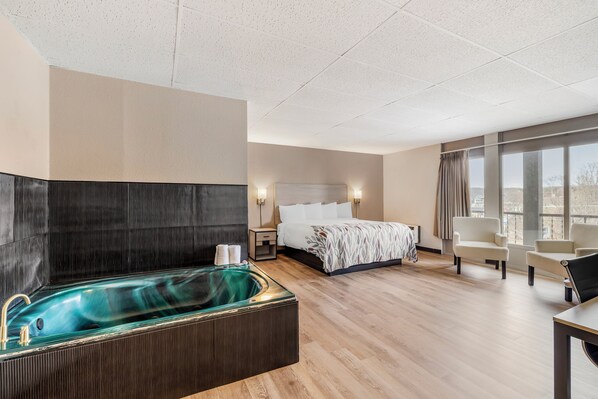 Superior Room, 1 King Bed, Non Smoking, Jetted Tub | 1 bedroom, blackout drapes, free WiFi, bed sheets