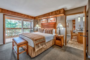 Huone, 2 makuuhuonetta (3 bathrooms) | Tallelokero huoneessa, pimennysverhot, ilmainen Wi-Fi, vuodevaatteet