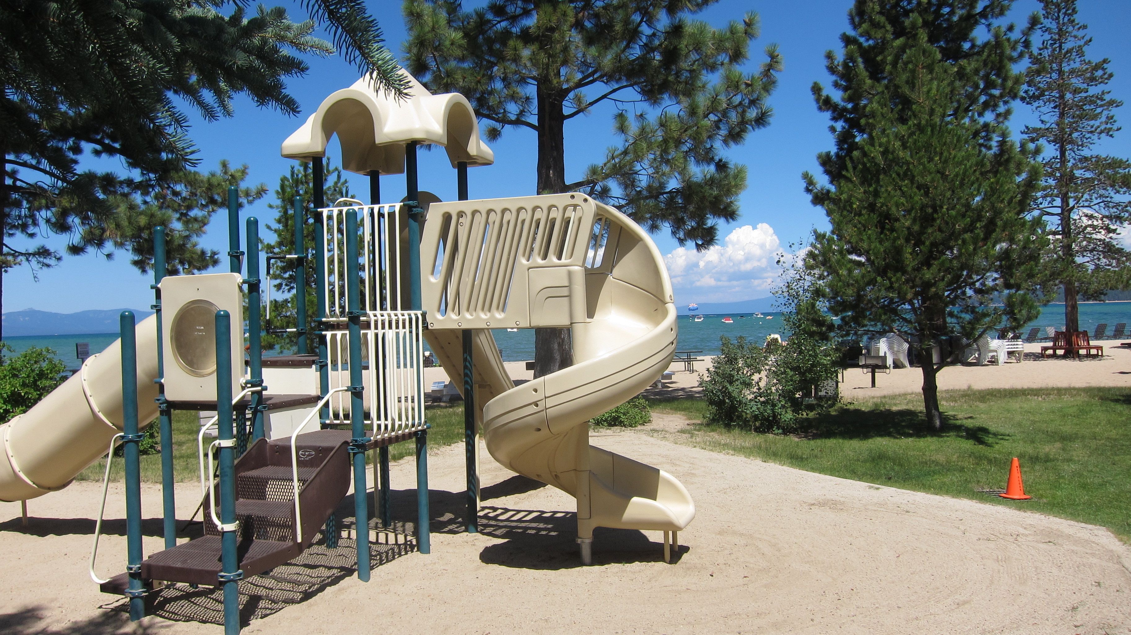 Παιδική χαρά - εξωτερική