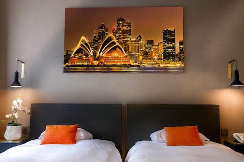 Premium bedding, minibar, in-room safe, desk
