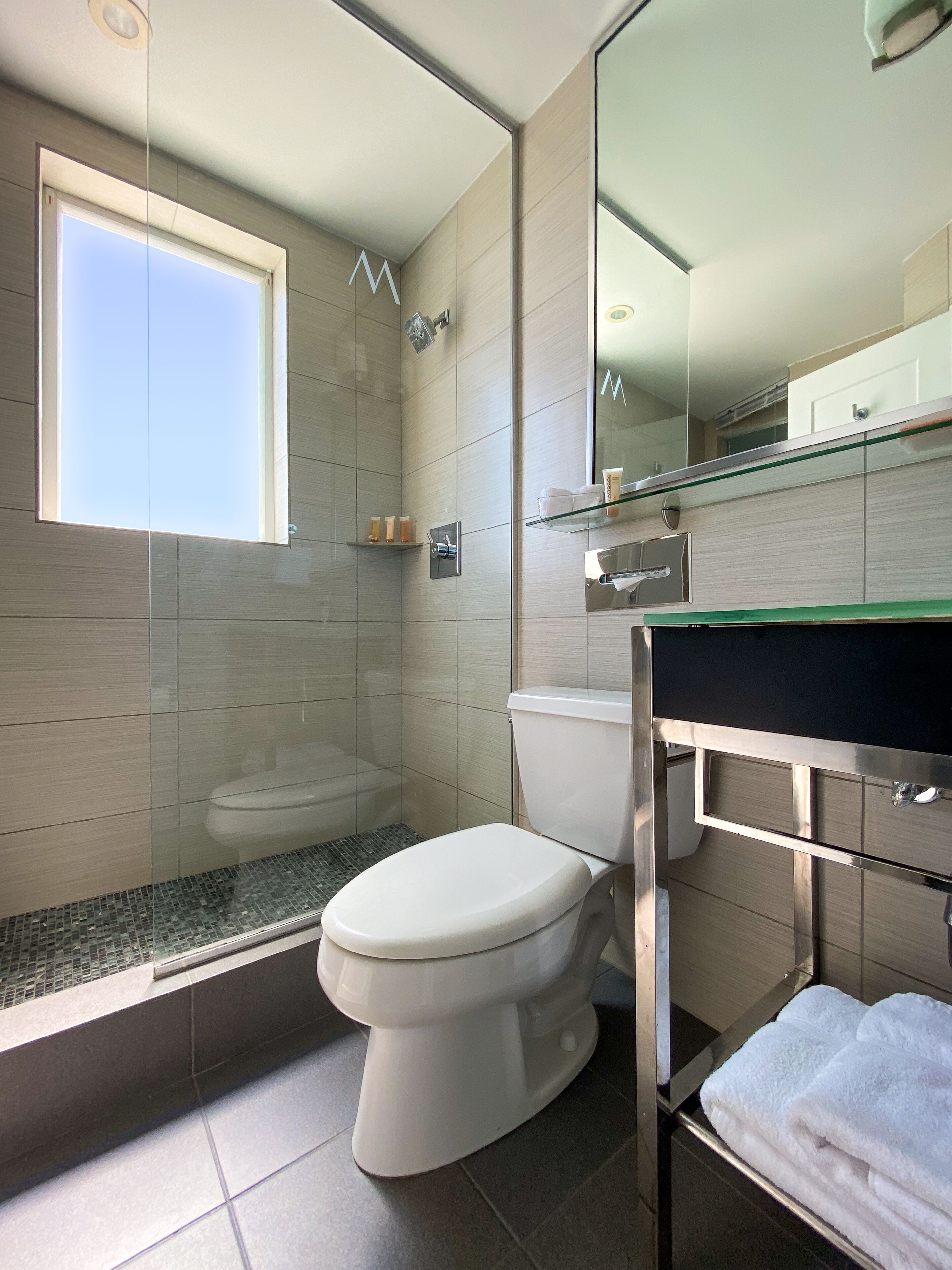 Photo - Marseilles Beachfront Hotel