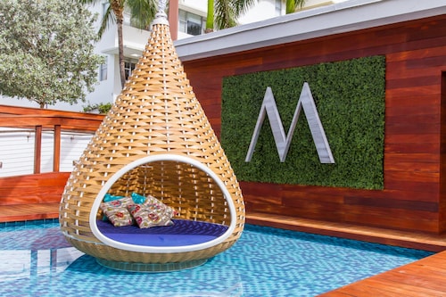 Marseilles Beachfront Hotel