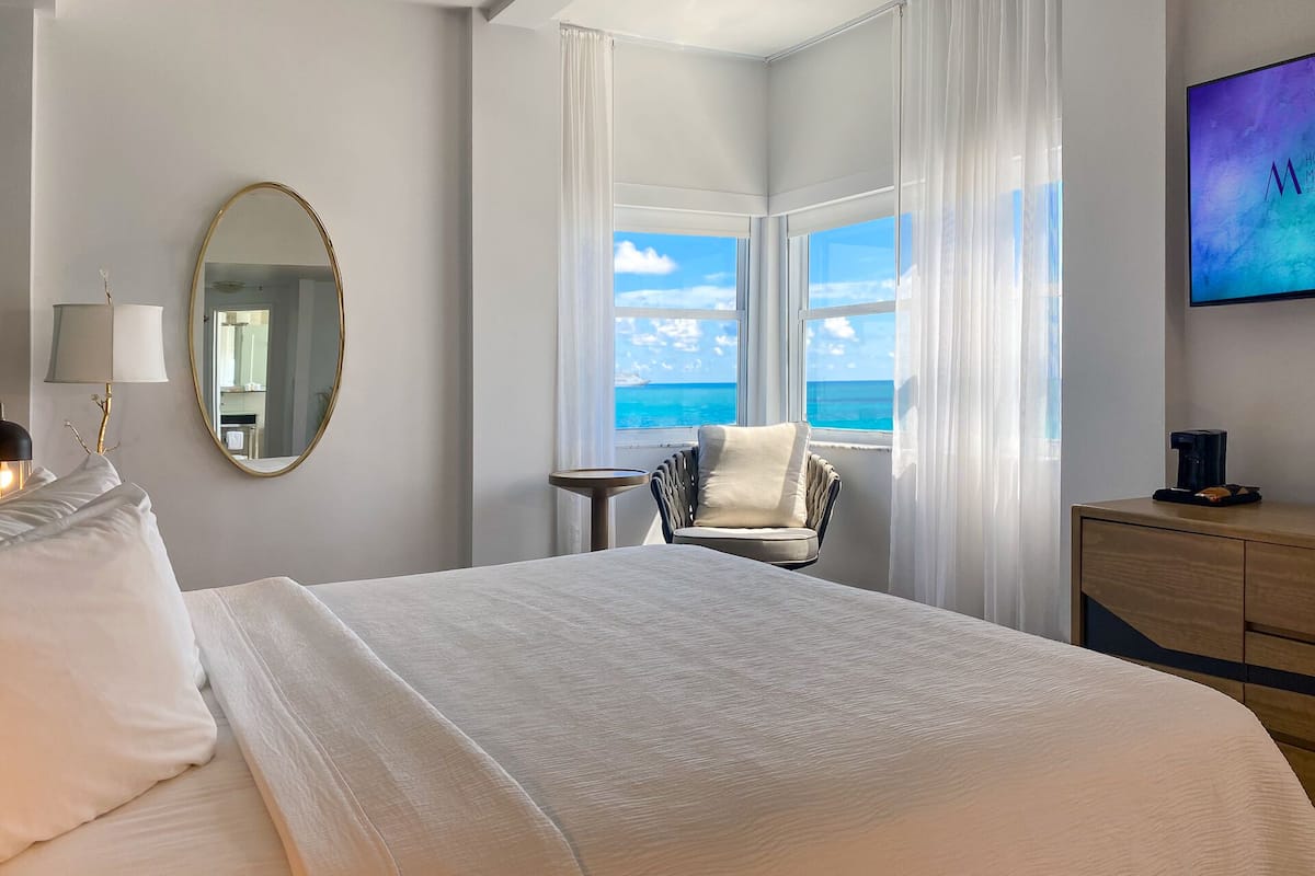 Premium bedding, pillow-top beds, in-room safe, laptop workspace