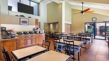 Esmorzar diari continental gratuït