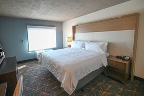 In-room safe, desk, laptop workspace, iron/ironing board