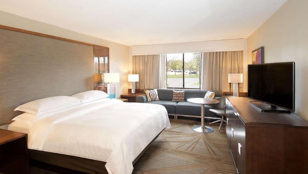Premium bedding, down comforters, pillowtop beds, in-room safe