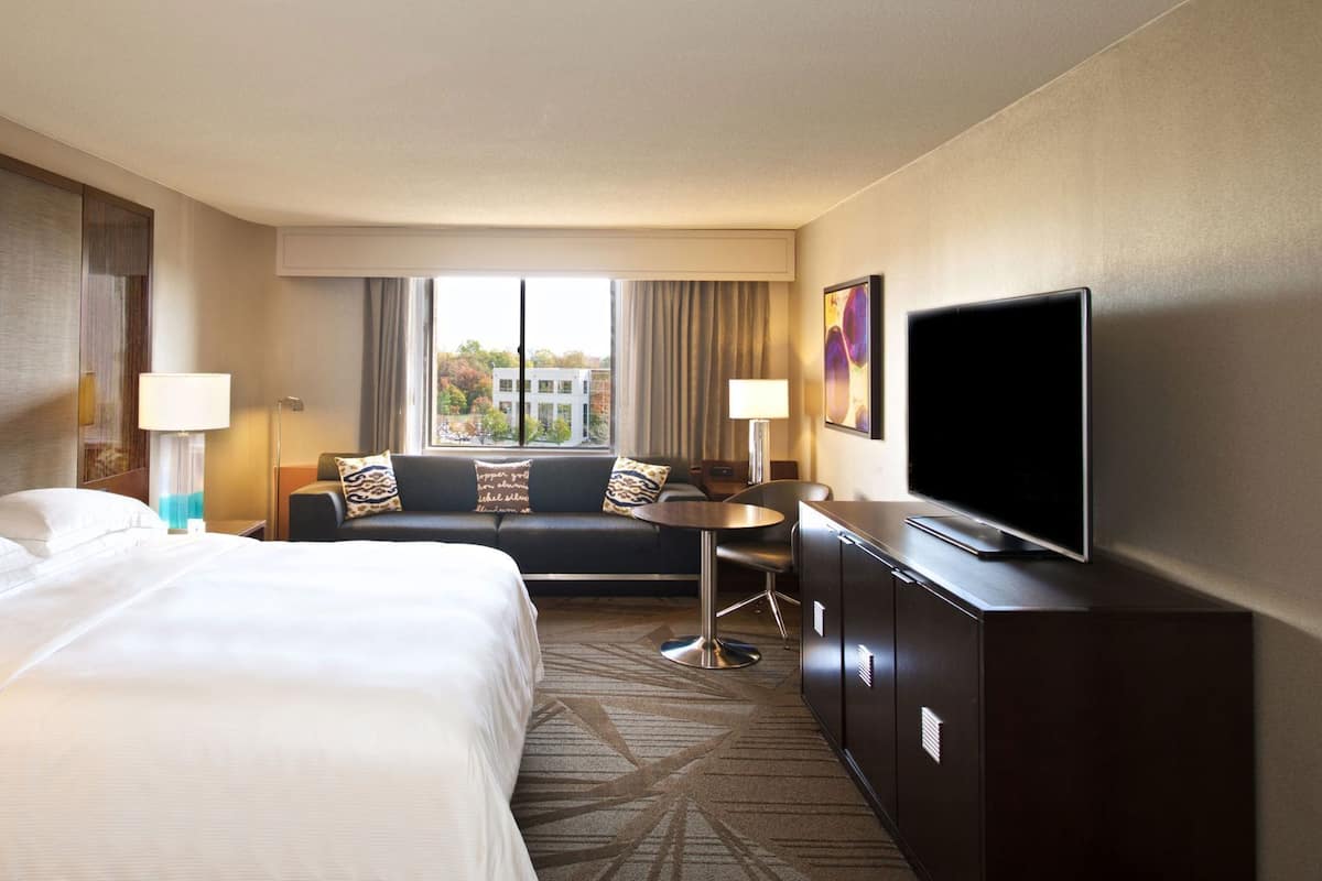 Premium bedding, down comforters, pillowtop beds, in-room safe