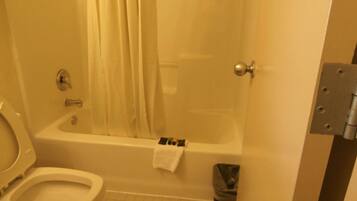 Bàn, truy cập Internet không dây miễn phí, đồng hồ báo thức