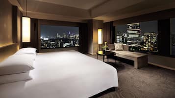 1 quarto, edredons de pluma, frigobar, cofres nos quartos