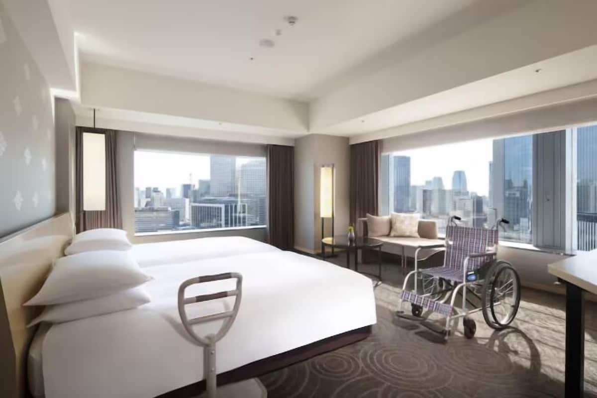 1 bedroom, down comforters, minibar, in-room safe