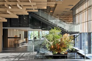 Lobby - The Capitol Hotel Tokyu (Tokyo)