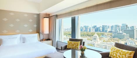 Club Deluxe King, Non Smoking (Breakfast & Club Lounge Access Included)