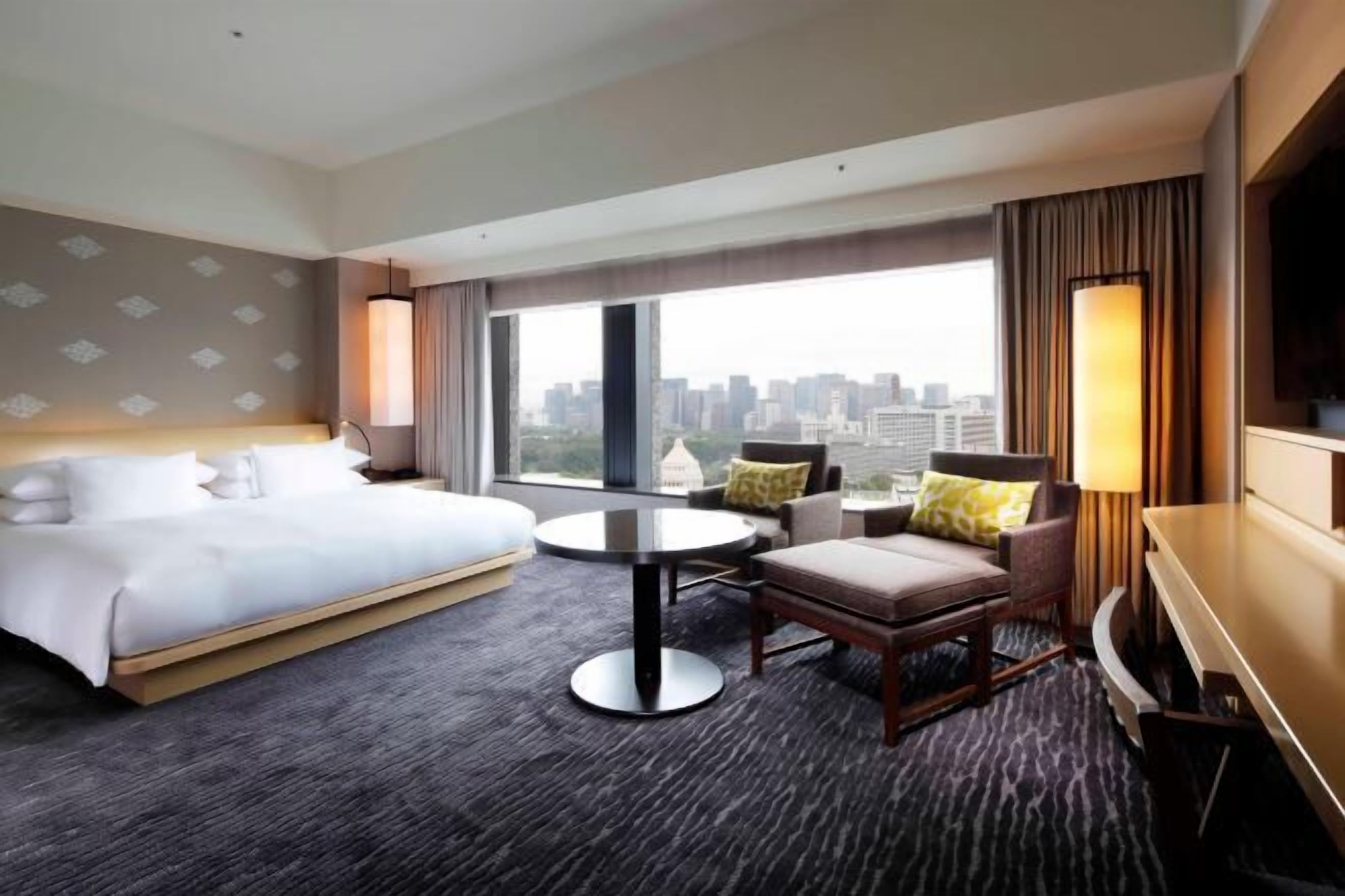 1 bedroom, down duvets, minibar, in-room safe