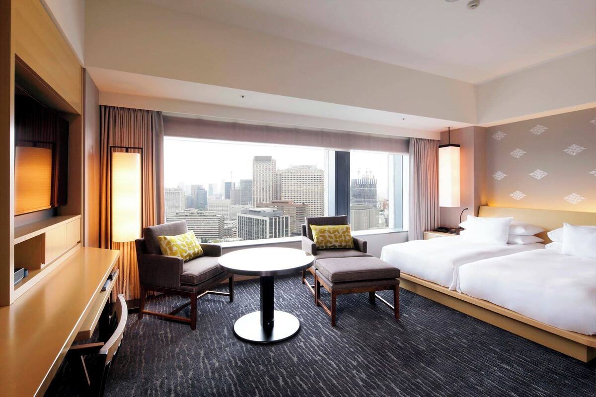 1 bedroom, down comforters, minibar, in-room safe