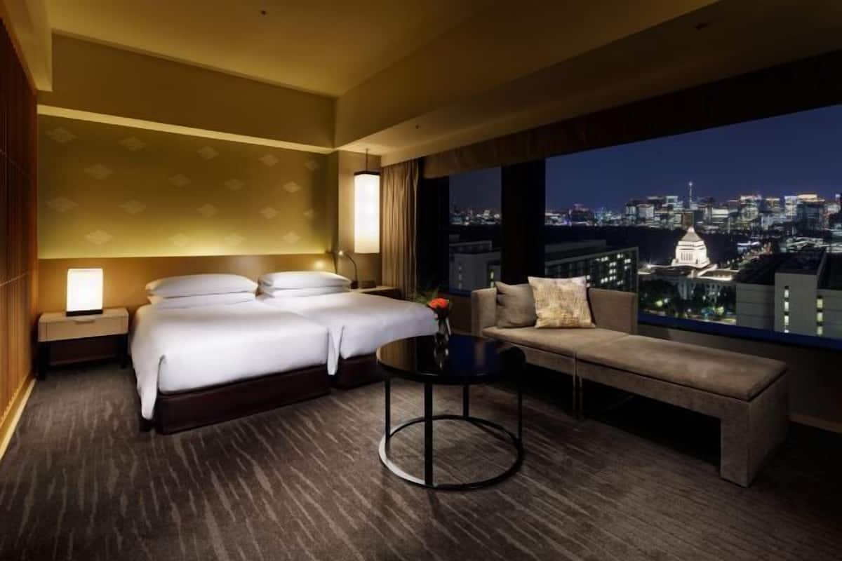 1 bedroom, down duvets, minibar, in-room safe
