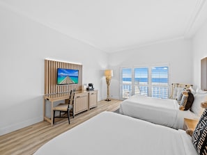 Room, 2 Double Beds, Balcony, Partial Ocean View