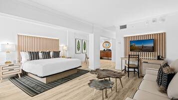 Junior Suite | 1 bedroom, premium bedding, pillow-top beds, in-room safe