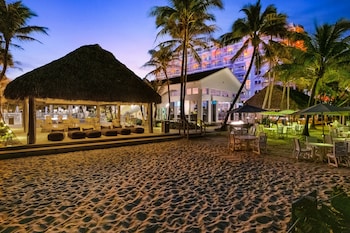Beachcomber Resort & Club
