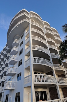 Hotel Exterior at Beachcomber Resort & Club