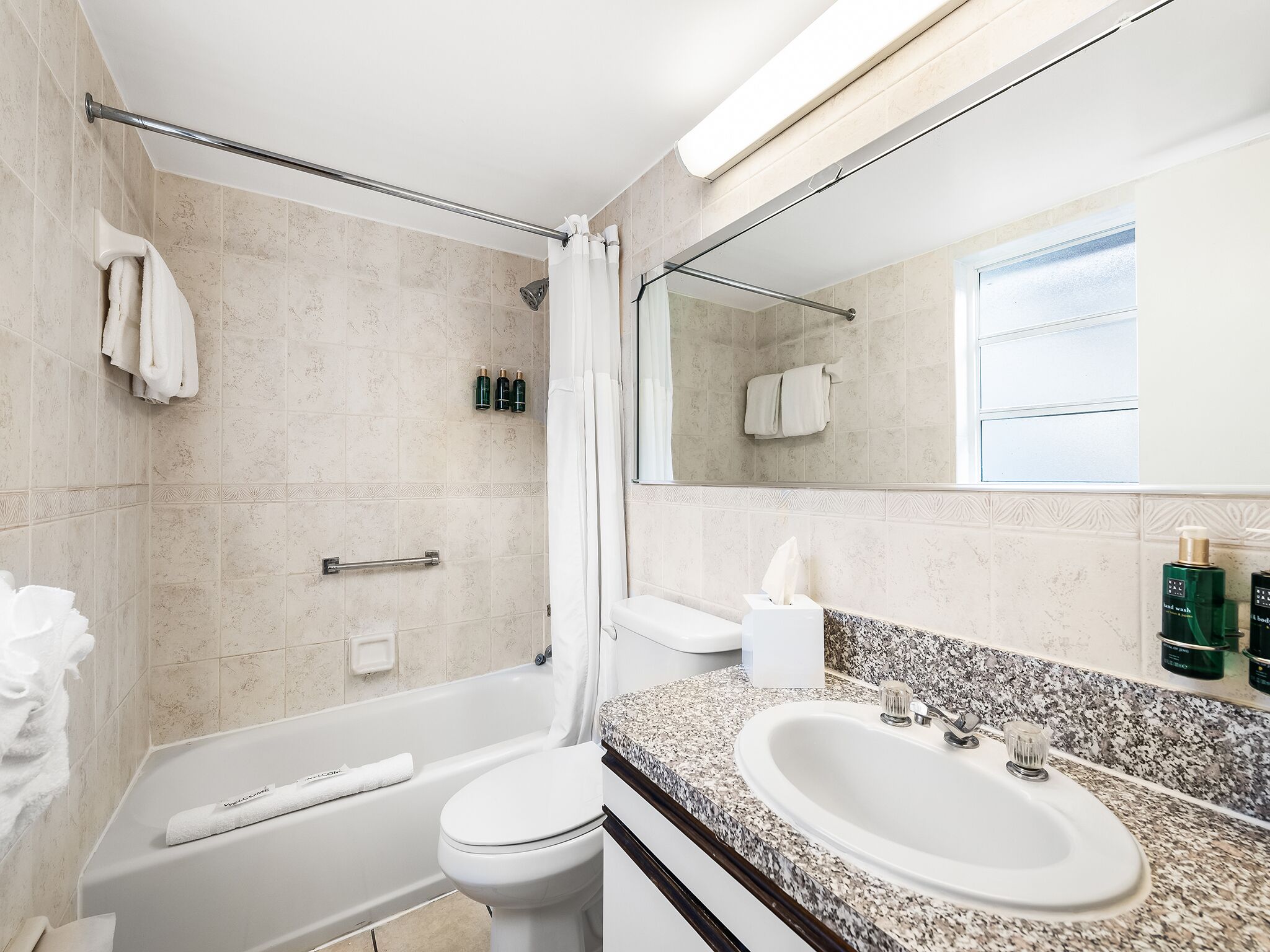 villa, 2 bedrooms | bathroom | free toiletries, hair dryer, towels, soap