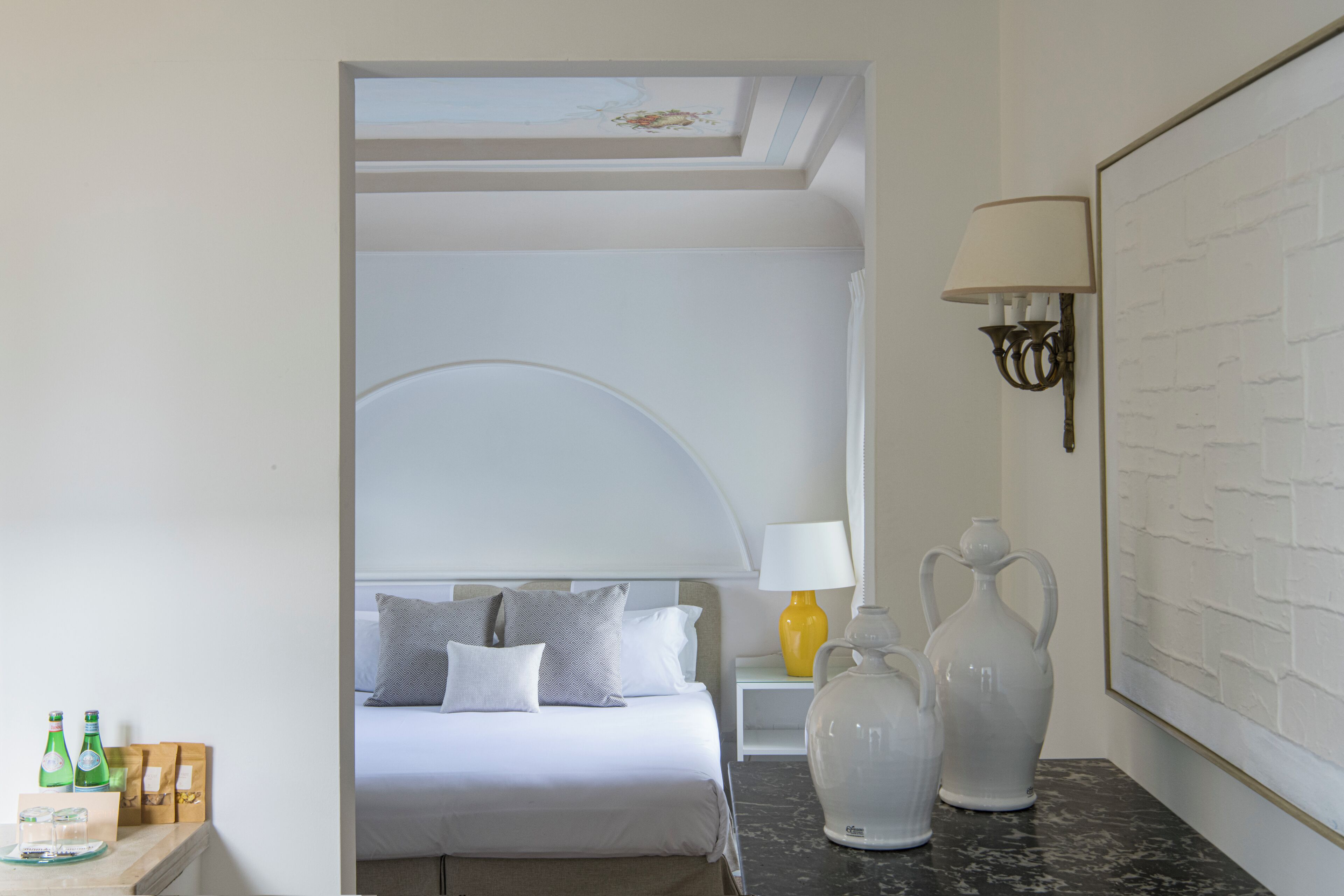 Dobbelt- eller tomannsrom – deluxe, 1 soverom, eget bad | Minibar, safe på rommet, individuelt dekorert og individuelt innredet