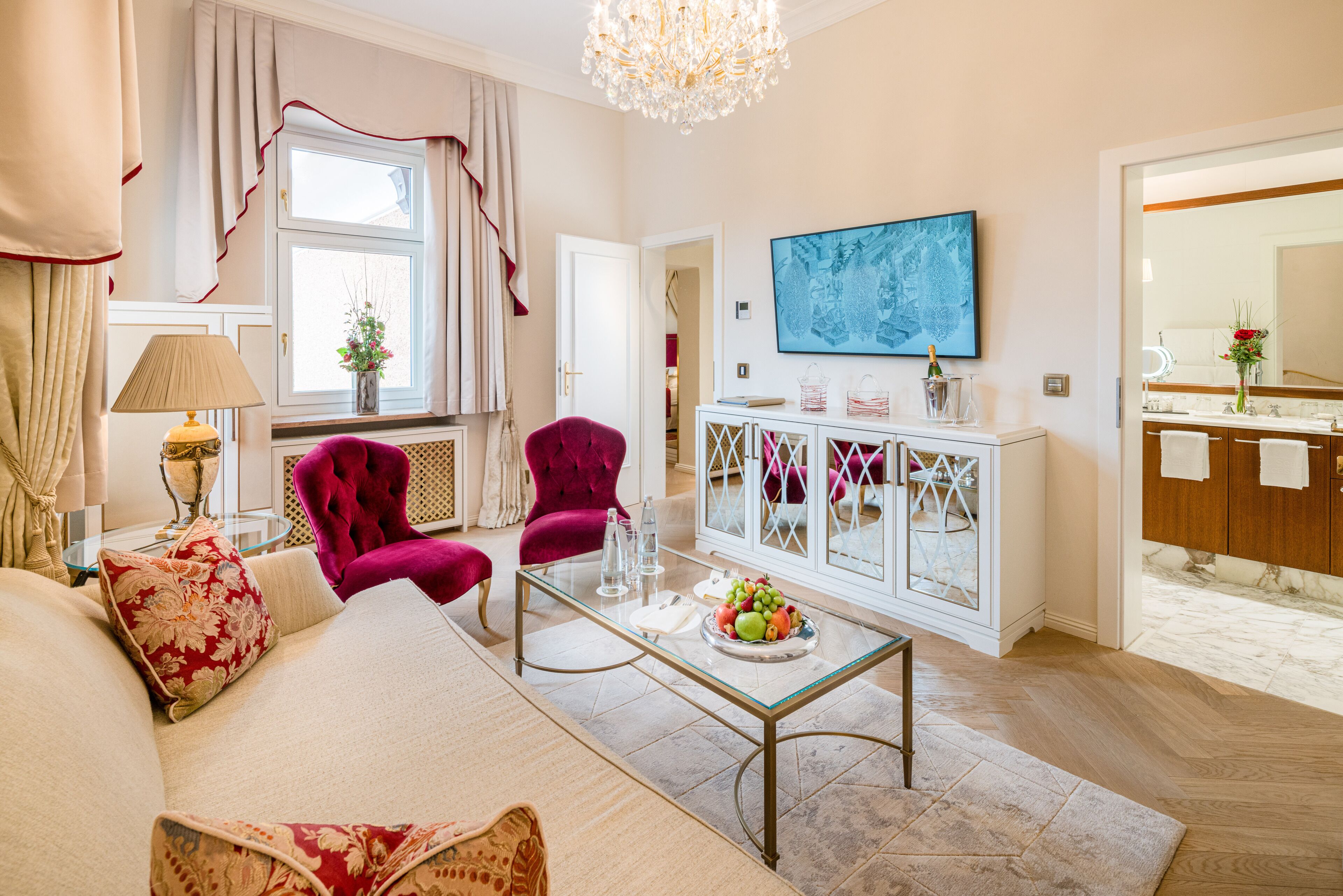 junior suite, 1 queen bed | premium bedding, minibar, in-room safe, individually decorated